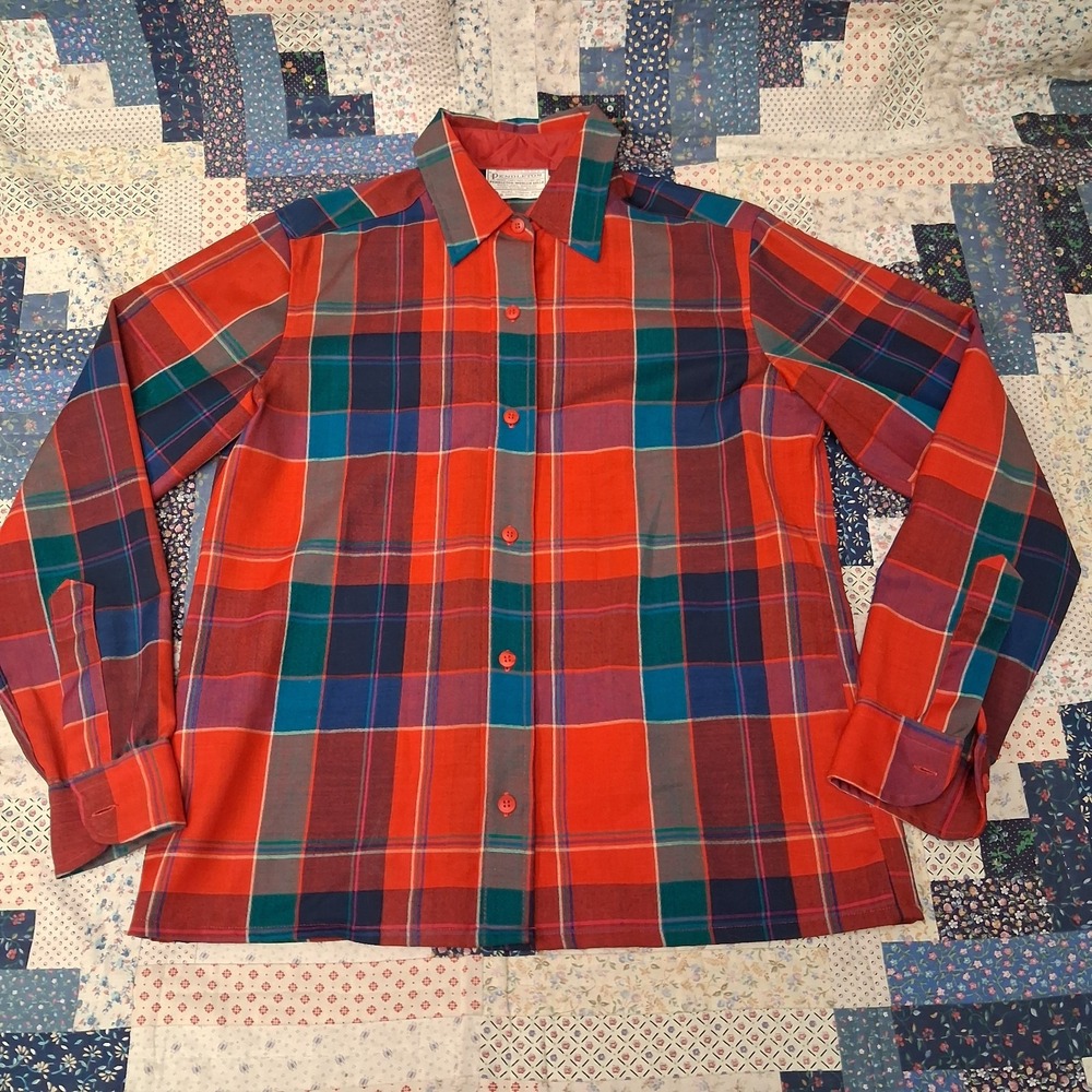 True Vintage 70s Pendleton Wool Plaid Button Down Shirt Womens M Red USA Made